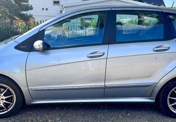 Mercedes-Benz A 180 160.000 km 3.490 &euro; Berlin 13088
