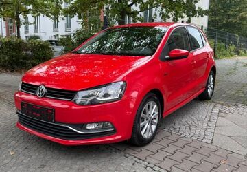 VW Polo 102.000 km 9.999 &euro; Berlin 12305