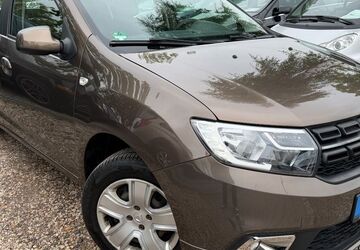 Dacia Sandero 53.354 km 7.990 &euro; Berlin 13089