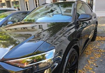 Audi Q8 29.000 km 72.500 &euro; berlin 13351