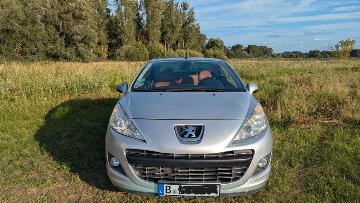 Peugeot 207 93.000 km 5.000 &euro; Berlin 10115
