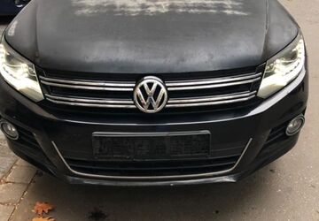 VW Tiguan 144.631 km 3.900 &euro; Berlin 12159