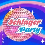Schlager Party auf der Spree an der Anlegestelle Hafen Treptow