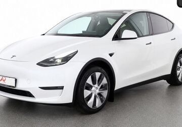 Tesla Model Y 32.721 km 33.740 &euro; Berlin 12103