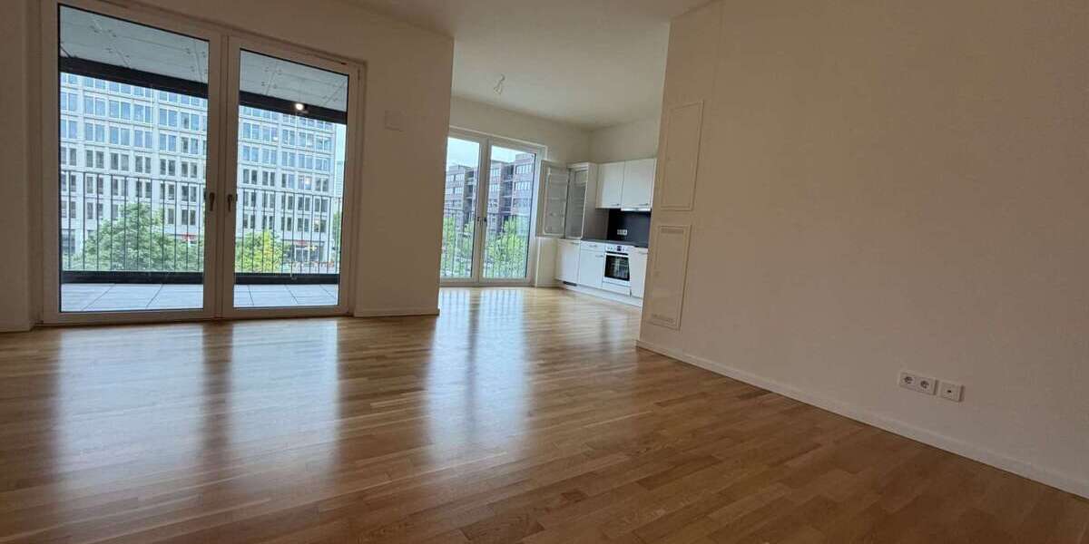 Etagenwohnung Berlin Mitte - 2 Zimmer, 62 m&sup2;, 1.499&euro; | Angebot:27243613
