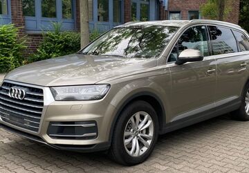 Audi Q7 320.000 km 16.999 &euro; Berlin 10623