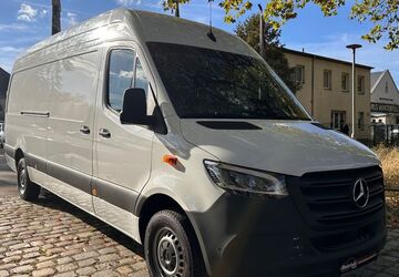 Mercedes-Benz Sprinter 49.852 km 39.950 &euro; Berlin 12357