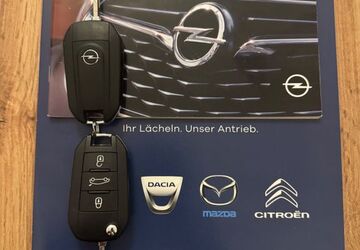 Opel Crossland (X) 38.000 km 13.800 &euro; Berlin 13357