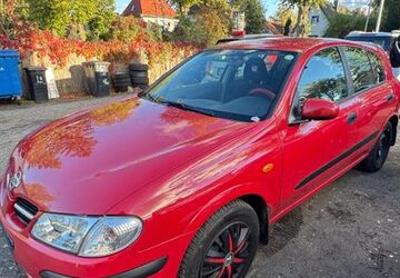 Nissan Almera 182.000 km 800 &euro; Berlin 12351