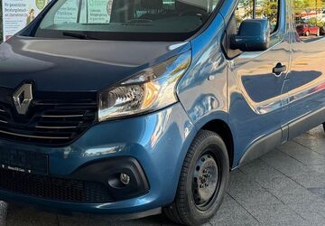 Renault Trafic 269.000 km 10.990 &euro; Berlin 12099