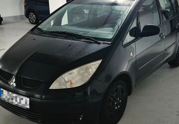 Mitsubishi Colt 199.999 km 2.499 &euro; Berlin 12487