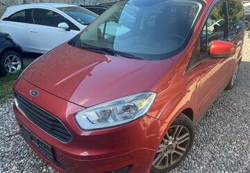 Ford Tourneo Courier 126.000 km 4.450 &euro; Berlin 10245