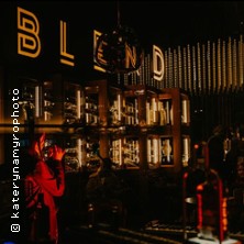 DJ Set & Live Music Fusion