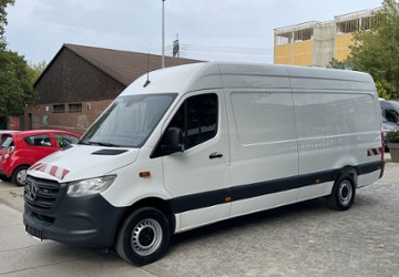Mercedes-Benz Sprinter 148.000 km 23.681 &euro; Berlin 12681