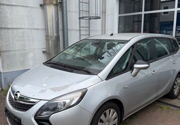 Opel Zafira Tourer 183.000 km 3.000 &euro; Berlin 10779