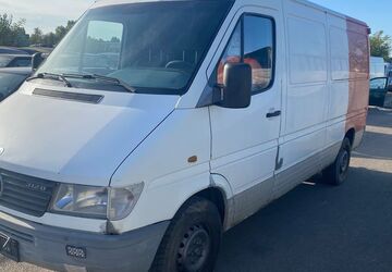 Mercedes-Benz Sprinter 244.000 km 5.999 &euro; berlin 13089