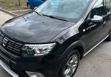 Dacia Sandero 148.500 km 7.900 &euro; Berlin 12347