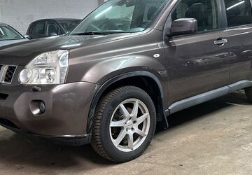 Nissan X-Trail 219.000 km 5.450 &euro; Berlin 13409