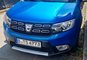 Dacia Sandero 81.000 km 7.500 &euro; Berlin 12687