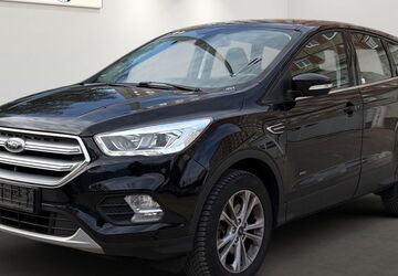 Ford Kuga 83.591 km 7.999 &euro; Berlin 12681