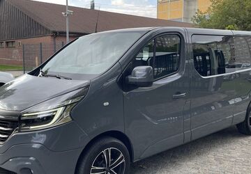Renault Trafic 200.000 km 16.541 &euro; Berlin 12681