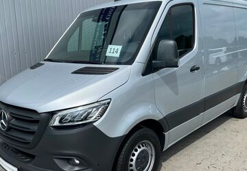 Mercedes-Benz Sprinter 268.000 km 20.399 &euro; Berlin 13055