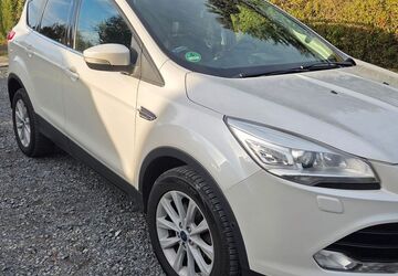 Ford Kuga 143.000 km 8.200 &euro; Berlin 10367