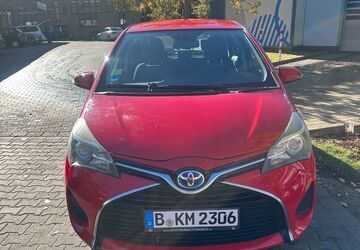 Toyota Yaris 132.668 km 12.000 &euro; Berlin 13347
