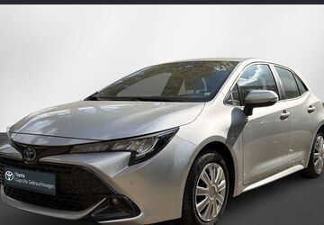 Toyota Corolla 26.991 km 24.815 &euro; Berlin 13403